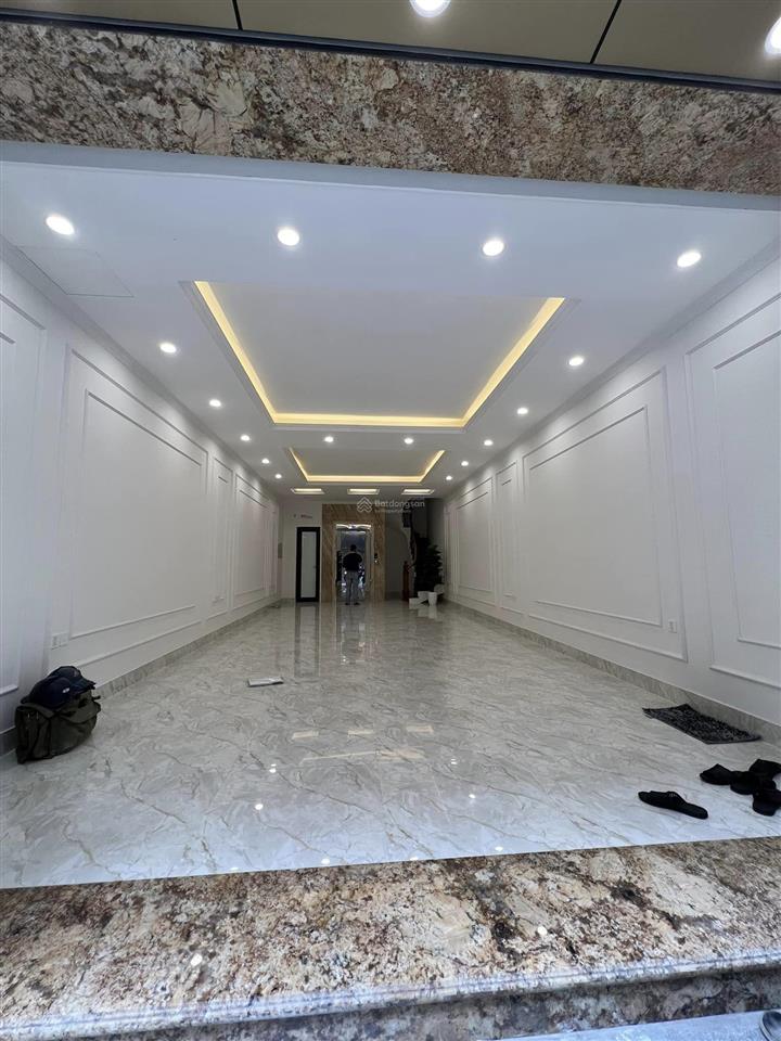 Hàng hiếm! lê trọng tấn phân lô ô tô tránh ôtô vào nhà  dt 50m2, 5 tầng, mt 5m, giá 15.5 tỷ.