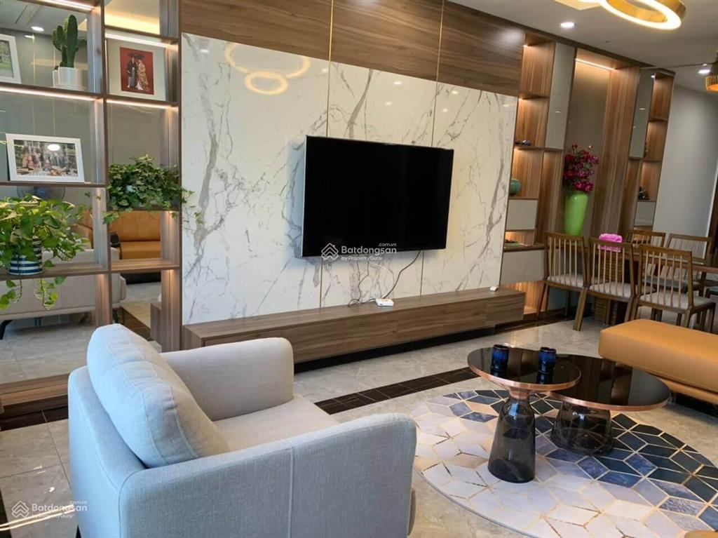 Kđt nam cường,em có căn góc, vị trí đẹp gần trường học, thuận tiện di chuyển khu cầu giấy,tây hồ
