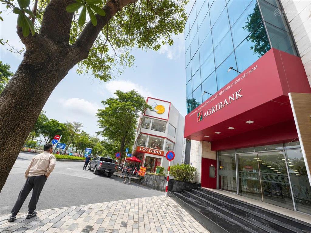 Cho thuê nguyên tòa hoặc từng sàn văn phòng mặt phố lạc long quân tây hồ
