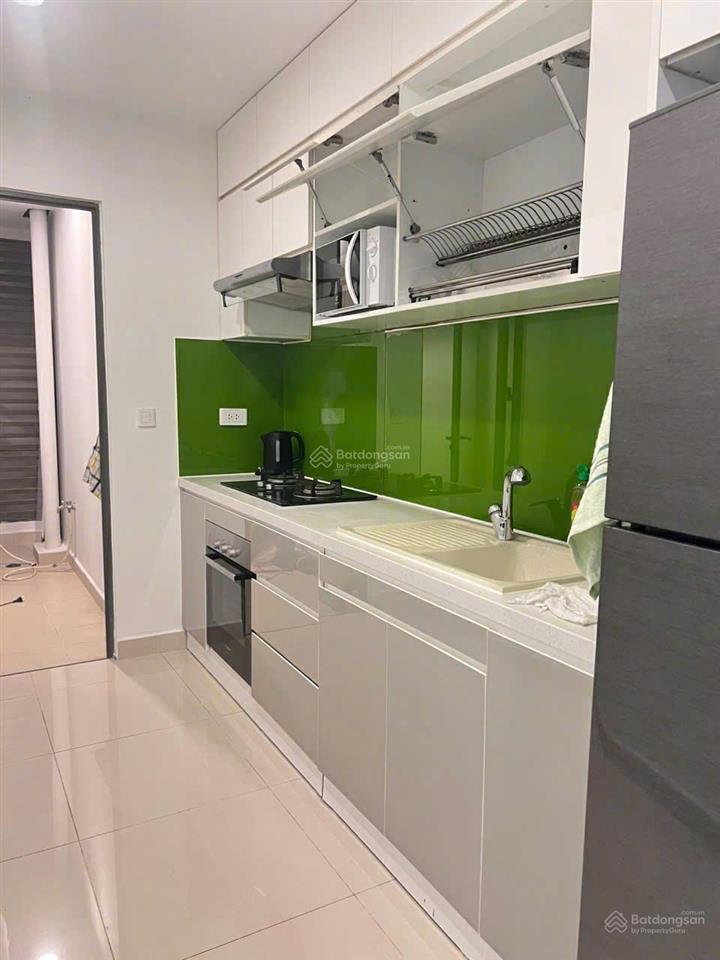 Cần bán căn hộ 3pn  2wc the tresor quận 4 giá tốt.  0909 024 ***