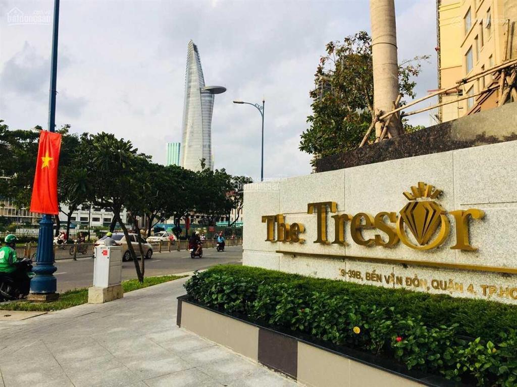 Cần bán căn hộ 3pn  2wc the tresor quận 4 giá tốt.  0909 024 ***