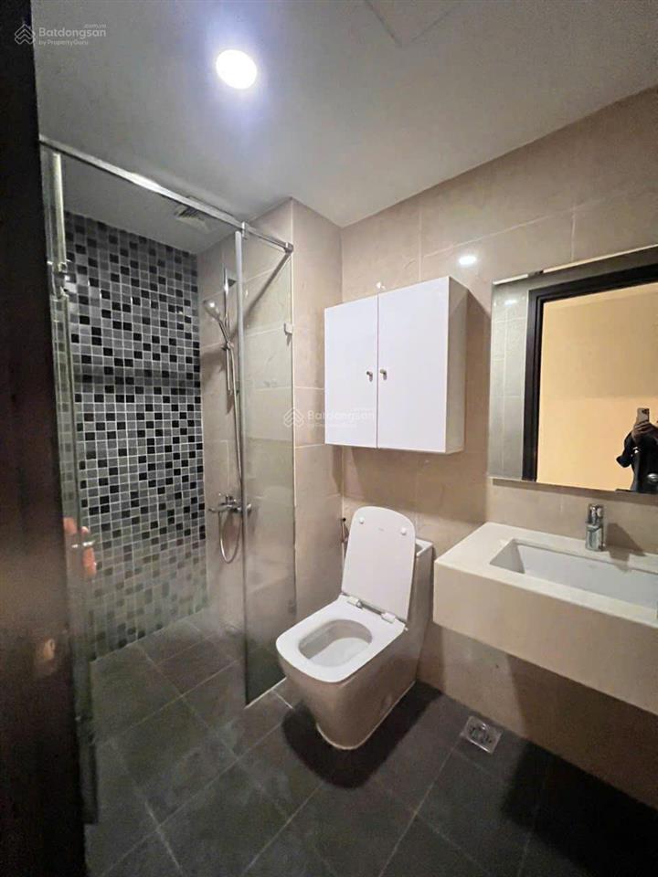 Cần bán căn hộ 3pn  2wc the tresor quận 4 giá tốt.  0909 024 ***
