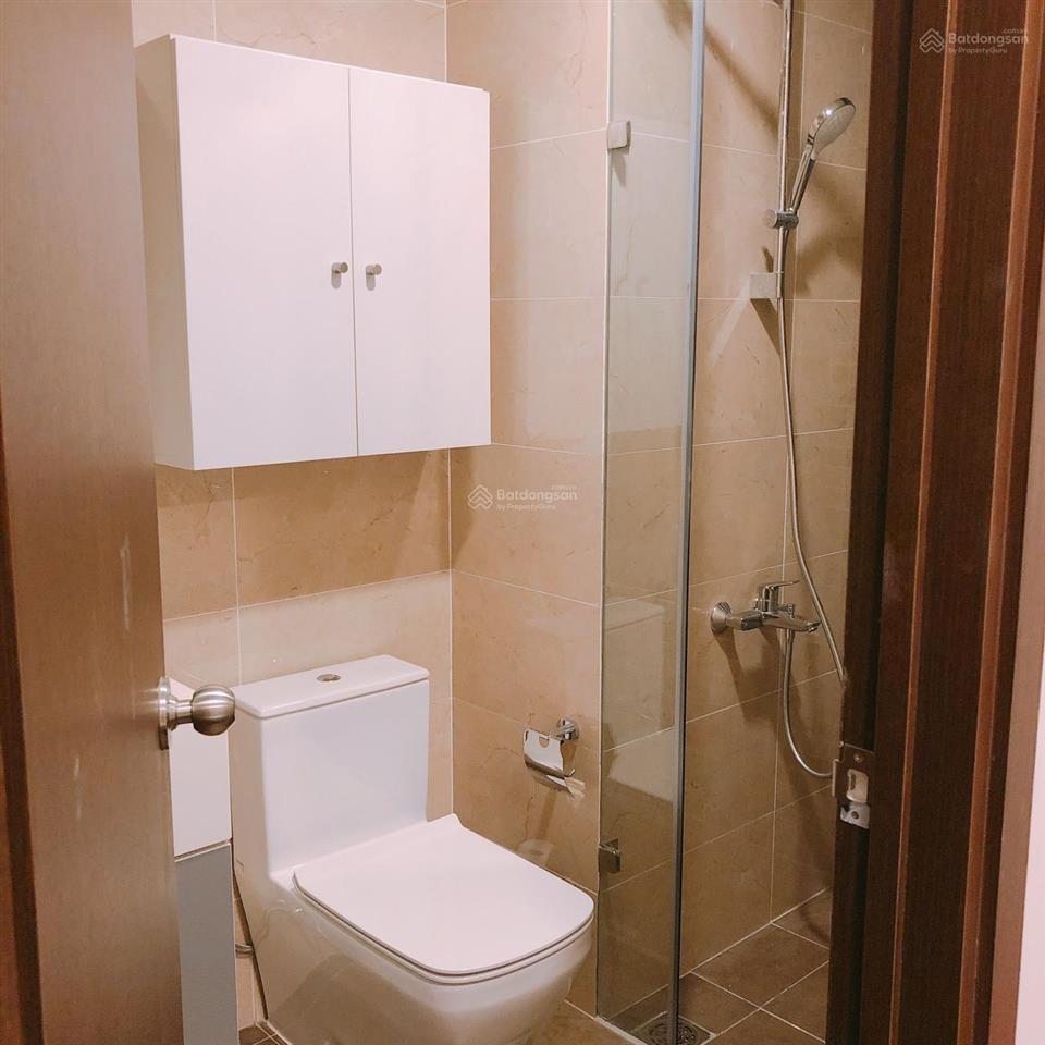 Cần bán căn hộ 3pn  2wc the tresor quận 4 giá tốt.  0909 024 ***