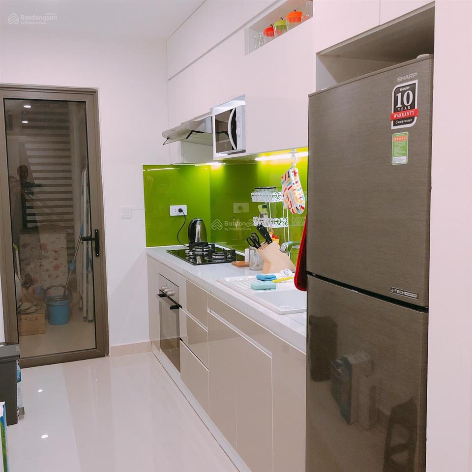 Cần bán căn hộ 3pn  2wc the tresor quận 4 giá tốt.  0909 024 ***