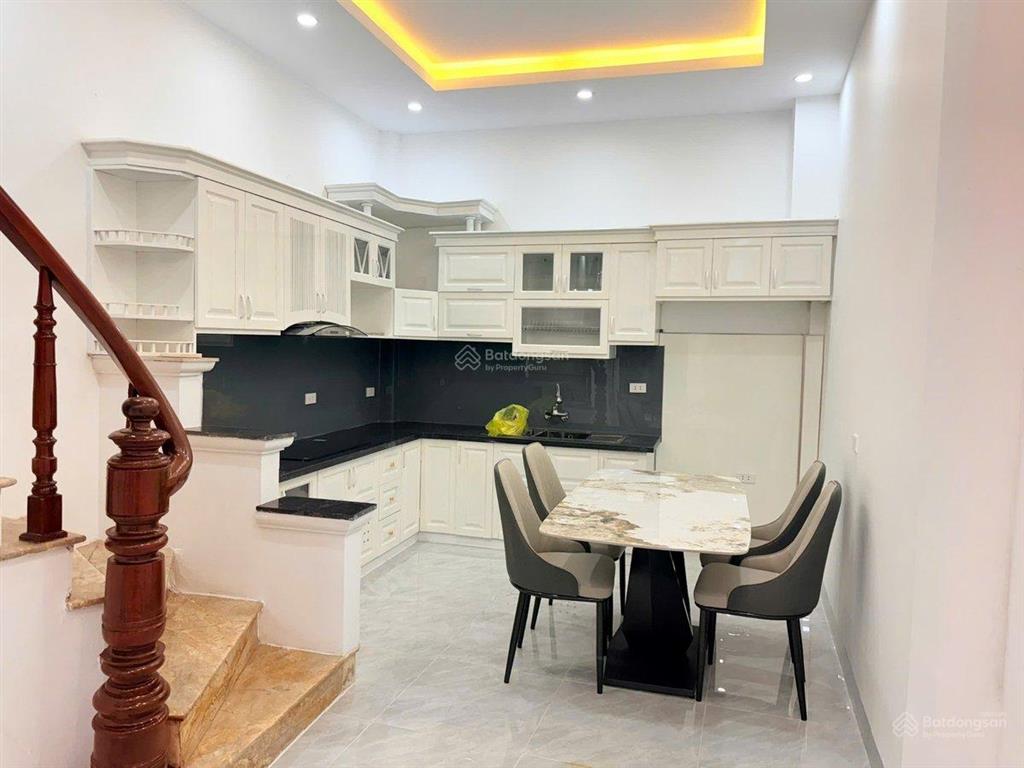 Bán nhà phố lê trọng tấn, tt thanh xuân 36 m, 5t. gần phố. giá 9.7 tỷ.  0902 120 *** hường