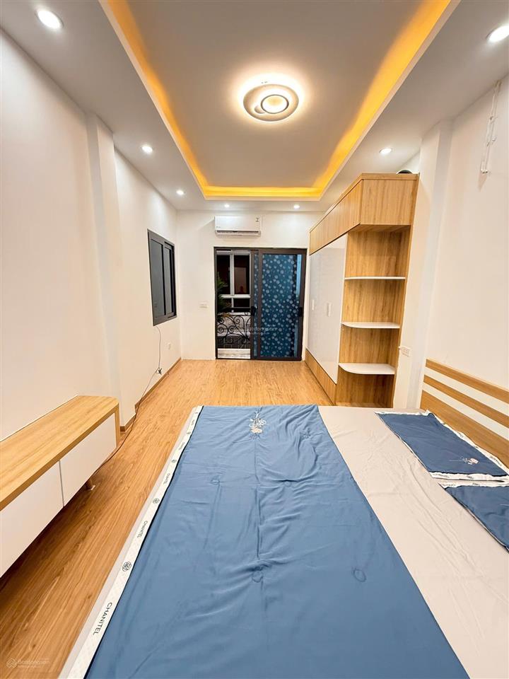 Bán nhà phố trương định 58m, 5t. giá 10.8 tỷ. nhà mới, thang máy, gần phố.  0902 120 *** hường