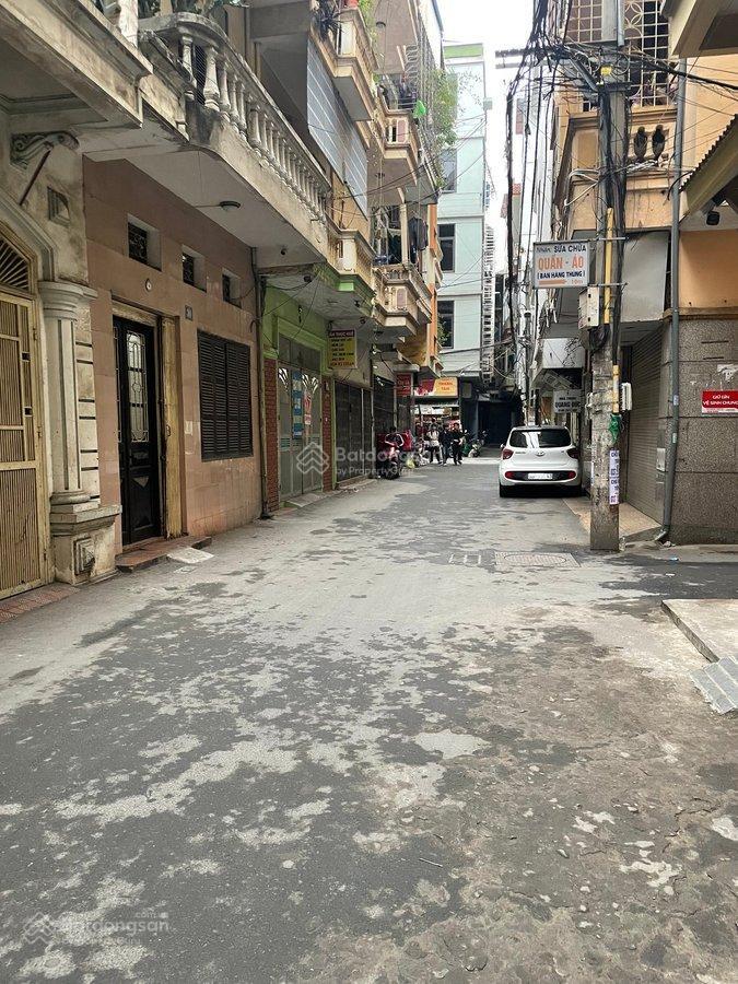 Bán nhà hoàng văn thái 53 m2  3 t. giá 12.5 tỷ. gần ô tô, ngõ thông bàn cờ.  0902 120 *** hường