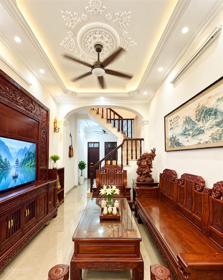 Bán nhà nguyễn lương bằng 50 m  4 tầng  giá 12,5 tỷ. gần phố.  0902 120 ***. hường. tiện ích đủ