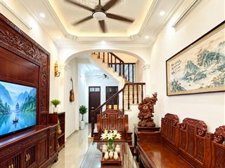 Bán nhà nguyễn lương bằng 50 m  4 tầng  giá 12,5 tỷ. gần phố.  0902 120 ***. hường. tiện ích đủ