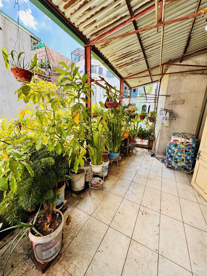 Bán nhà đẹp tại trường chinh, 11 tỷ, 50m2, 4pn, 4wc, pháp lý đầy đủ  0902 120 *** hường