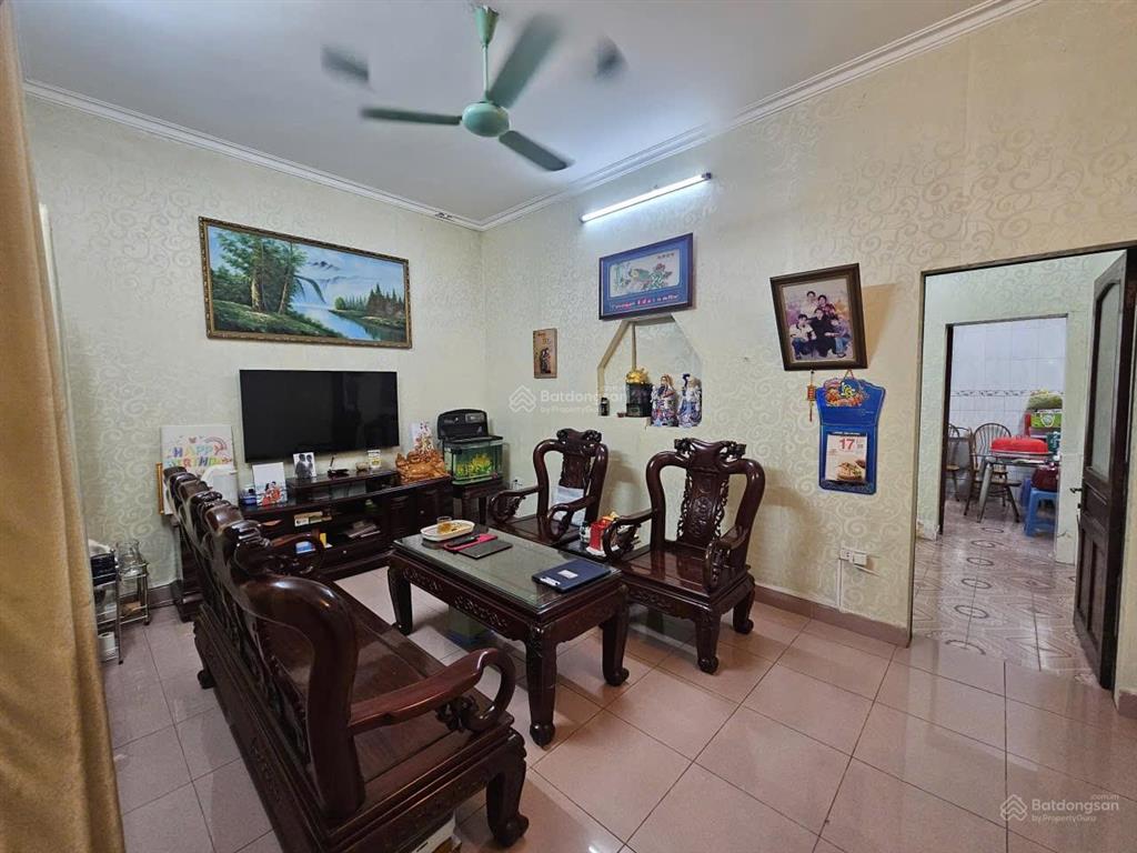 Bán nhà riêng 4pn, 3wc tại vương thừa vũ, 16,9 tỷ, 66m2 giá cực chất.  0902 120 *** hường