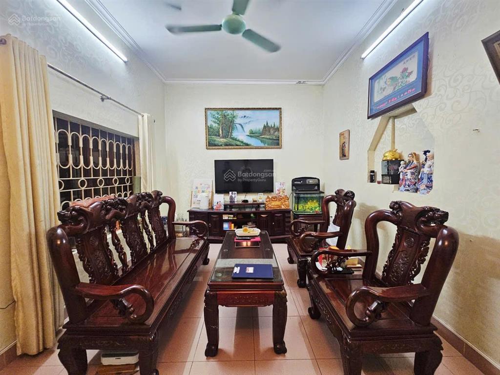 Bán nhà riêng 4pn, 3wc tại vương thừa vũ, 16,9 tỷ, 66m2 giá cực chất.  0902 120 *** hường