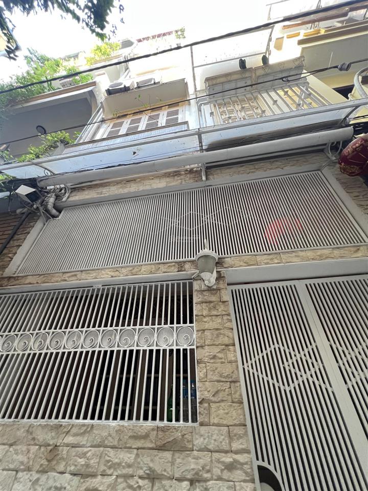 Bán nr 4pn 5wc, 50m2 tại lê trọng tấn, 13,5 tỷ. ô tô lùi cửa. gần phố  0902 120 *** hường