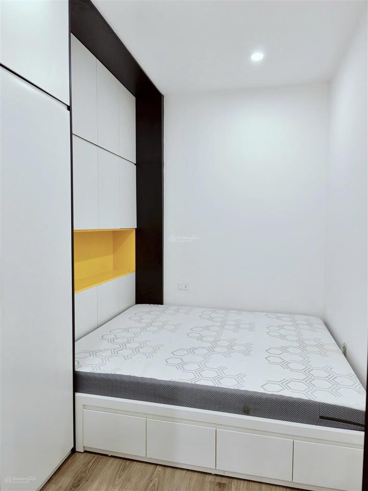 Bán căn hộ chung cư tầng trung phố trần đăng ninh cầu giấy 55m2 giá 3.6 tỷ.  0902 120 *** hường