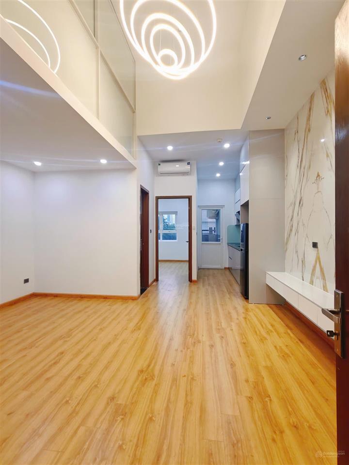 Bán ch lô góc nam trung yên, nguyễn quốc trị 62 m giá 4.2 .oto đỗ chân cầu thang. hường 0902 120 ***
