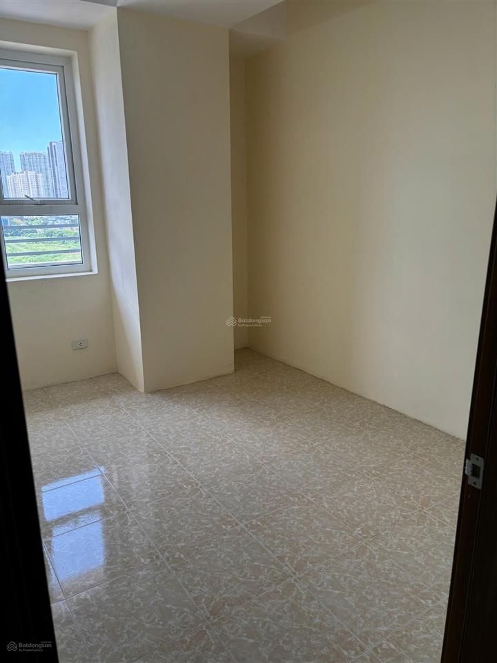 Bán gấp căn hộ chung cư 66m2 tại nam trung yên, mạc thái tổ.  0902 120 *** hường