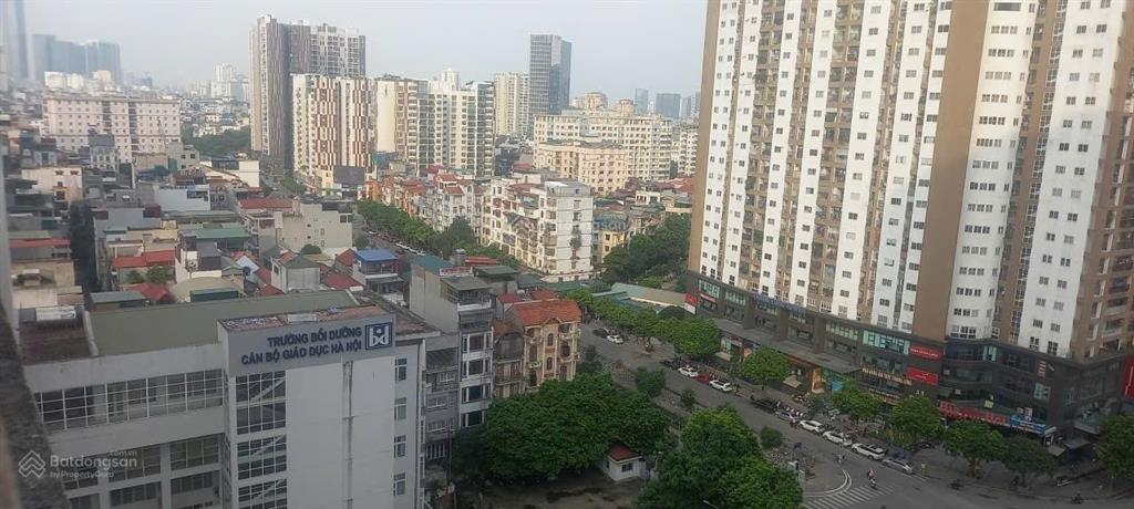 Bán gấp căn hộ chung cư 66m2 tại nam trung yên, mạc thái tổ.  0902 120 *** hường