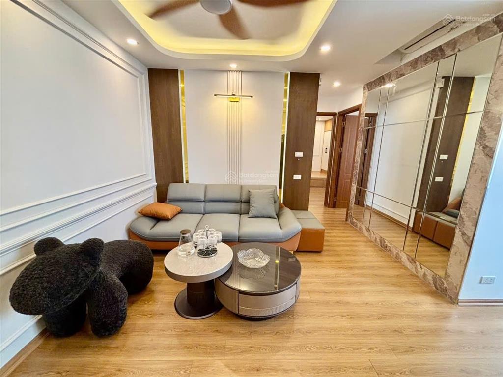 Bán cc 2pn, 2wc tại nam trung yên, 4,9 tỷ, 58m2 chính chủ  0902 120 *** hường