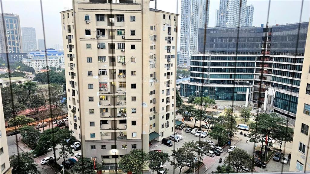 Bán ch lô góc 2 thoáng nam trung yên  mạc thái tổ 
81 m  4,45 tỷ view đẹp.  0902 120 *** hường