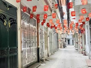 Bán nhà khâm thiên, 7,75 tỷ, 41m2, nội thất cơ bản  ngõ ba gác phóng  kinh doanh 0902 120 *** hường