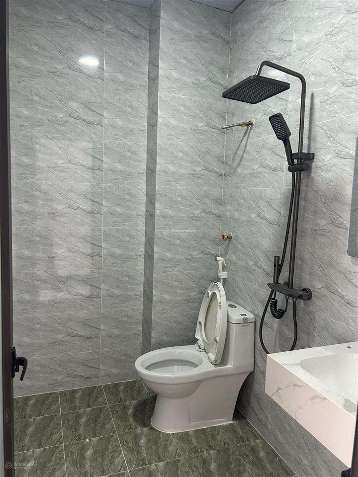 Bán nhà khâm thiên, 7,75 tỷ, 41m2, nội thất cơ bản  ngõ ba gác phóng  kinh doanh 0902 120 *** hường