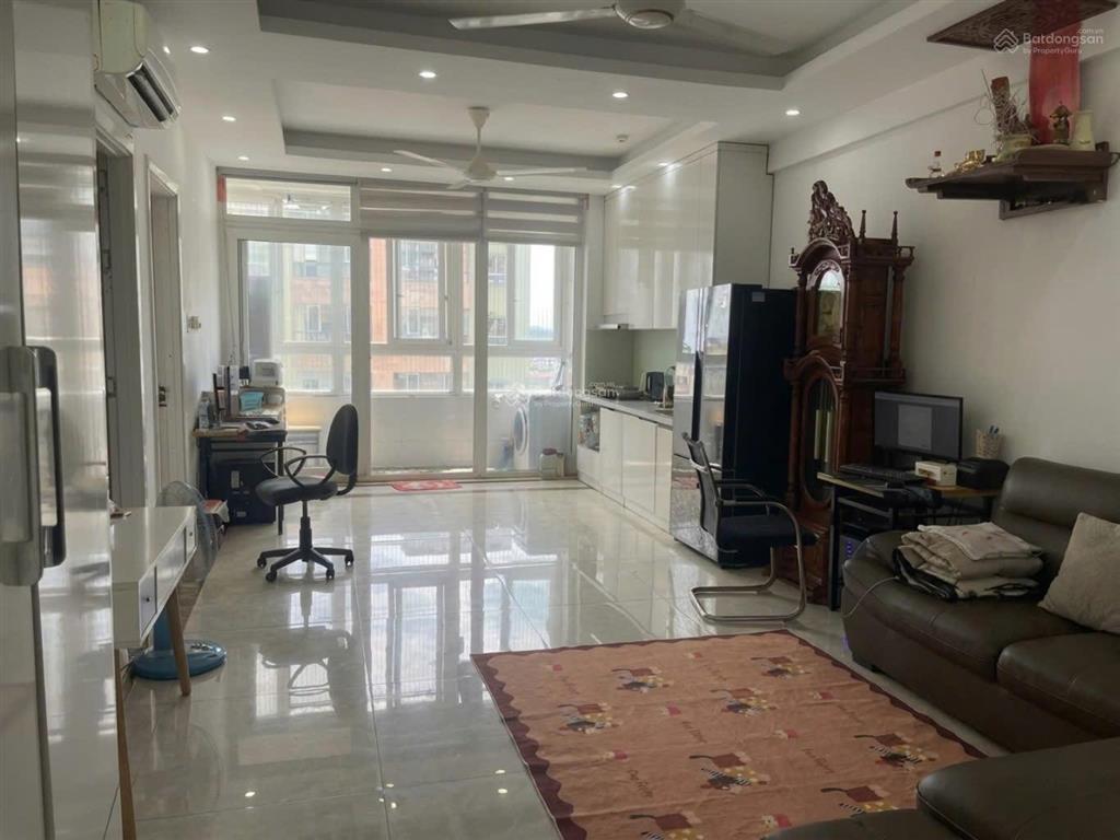 Tôi bán căn hộ b10b nam trung yên  3pn nhà đẹp giá 5,29 tỷ thương lượng
