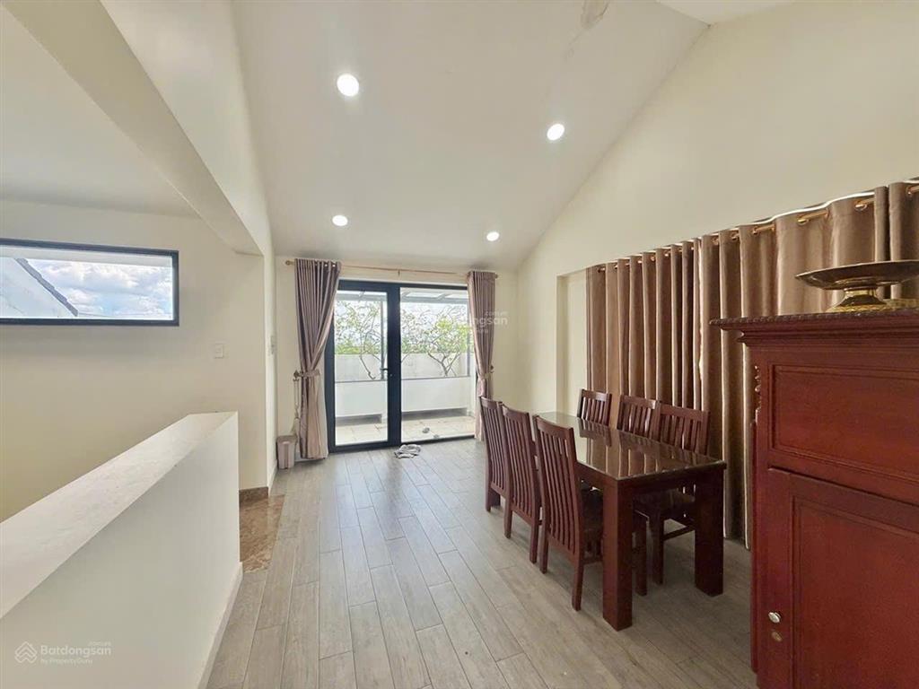 Ngộp bank bán gấp biệt thự đường 25 198m2 (9 x 22) 4 tầng 21,5 tỷ tl