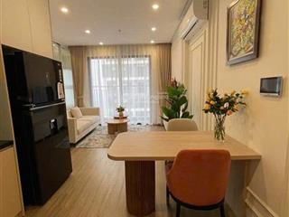 Chính chủ cần bán căn 2pn+ 64m2 tòa sa5 tầng 1926 vinhomes smart .giá 5.4 tỷ bao phí