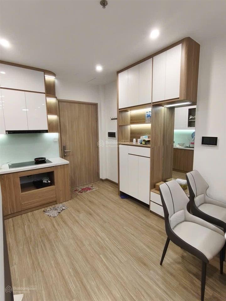 Chính chủ cần bán căn 3pn 74m2 tòa gs1 tầng 1217 vinhomes smart .giá 5.4 tỷ bao phí