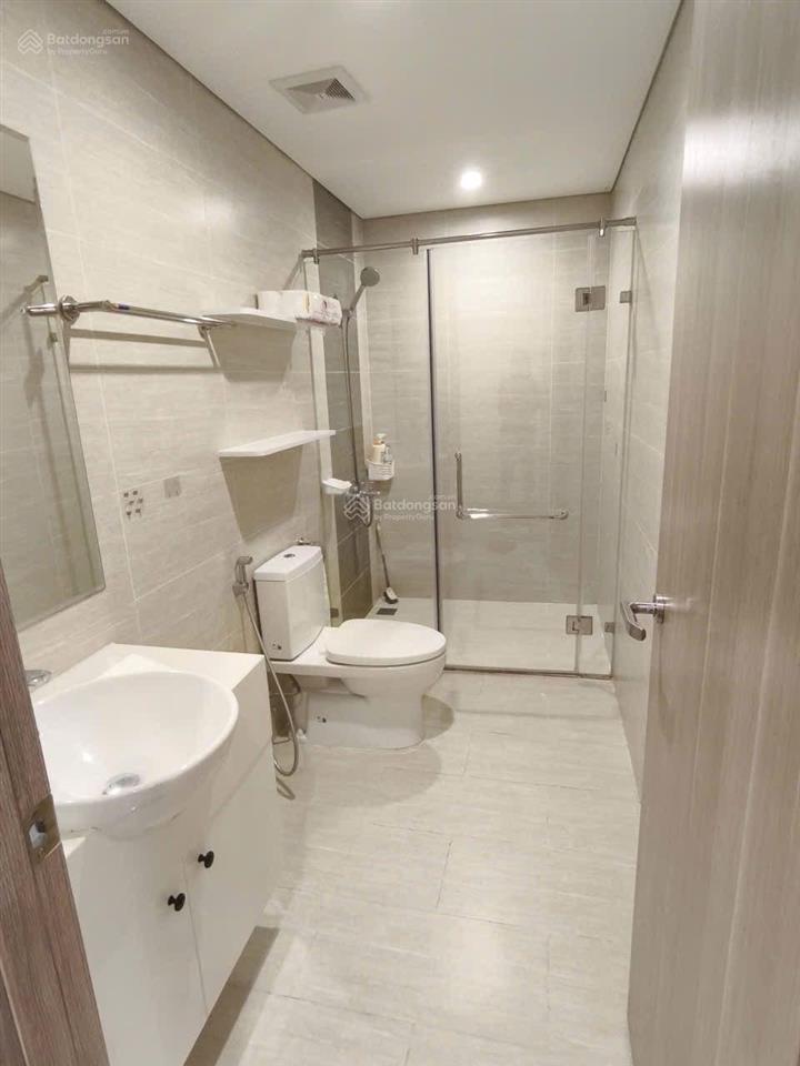 Chính chủ cần bán căn 3pn 74m2 tòa gs1 tầng 1217 vinhomes smart .giá 5.4 tỷ bao phí