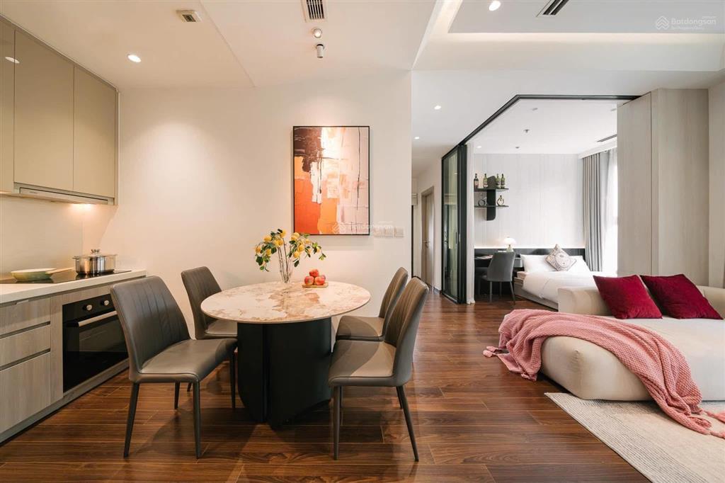 Chính chủ cần bán căn 2pn+ 63m2 tòa mas a tầng 2518 vinhomes smart .giá 6 tỷ bao phí