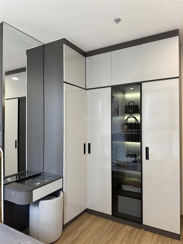 Chính chủ cần bán căn 1pn+ 43m2 tòa tc1 tầng 1215 vinhomes smart .giá 3.8 tỷ bao phí