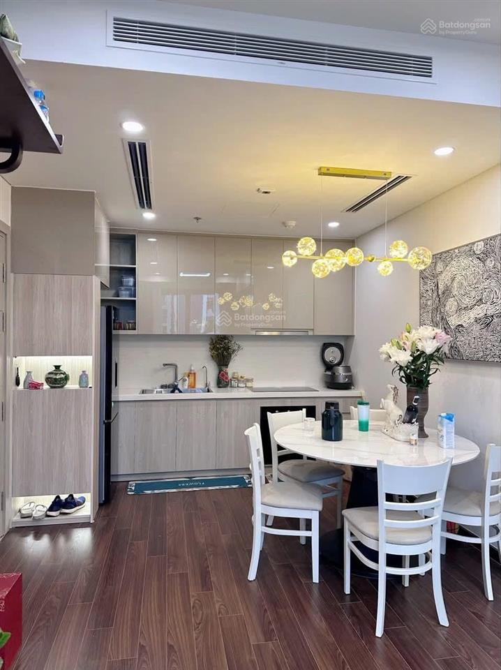 Chính chủ cần bán căn 3pn 73m2 tòa mas a tầng 2505a vinhomes smart .giá 7 tỷ bao phí