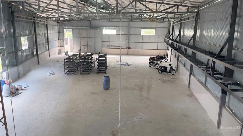 Bán kho xưởng quận 9 đang hoạt động mt đường trường lưu 513m giá 11 tỷ