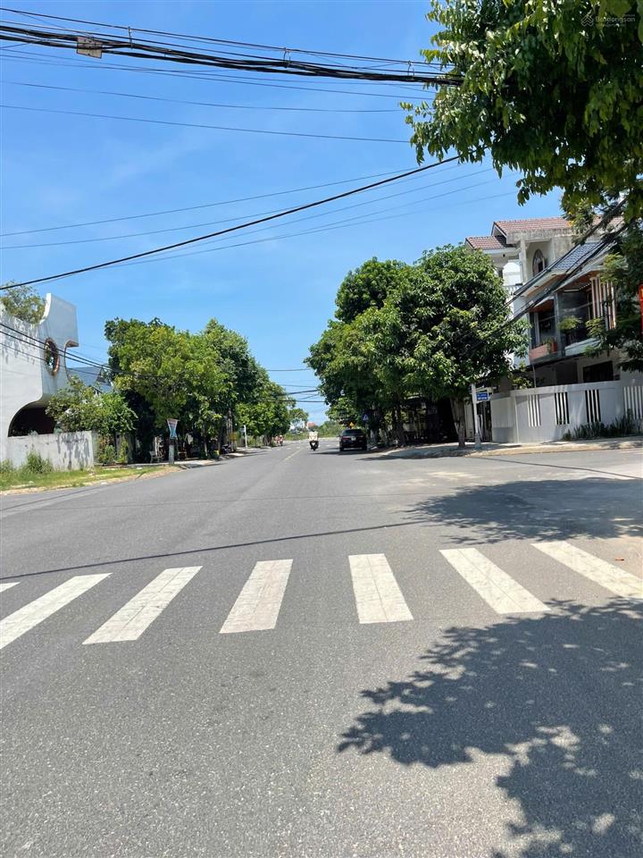 Siêu phẩm 300m2 mặt tiền thăng long giá bán trong tháng 8