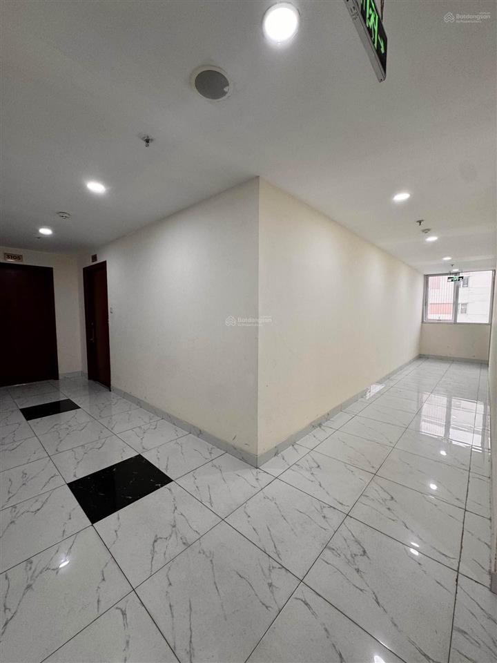 2.75 tỷ, 2 phòng ngủ gần cầu thăng long, chủ bán nhanh