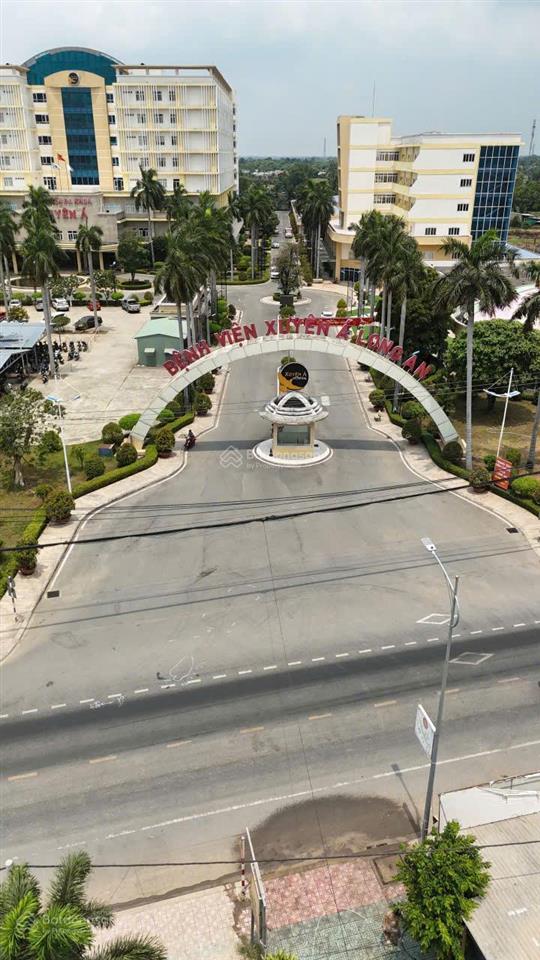 Nhà đẹp hậu nghĩa  240m² full công năng, 162m² thổ cư, sổ sẵn công chứng ngay. giá tốt 3.8 tỷ