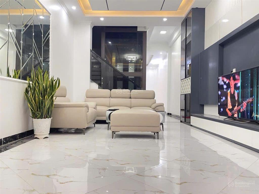 Nhà phú đô mới tinh 63m, 11,9tỷ thang máy giếng trời ô tô 30m gần hồ điều hòa,  0962 113 ***