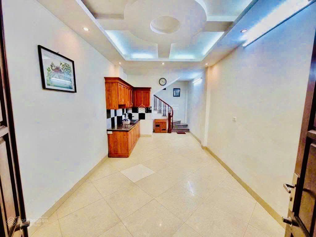 Nhà võ chí công ngõ thông 35m², 5 tầng, giá 8 tỷ 1  nhà đẹp ở ngay  gần hồ tây  0962 113 ***