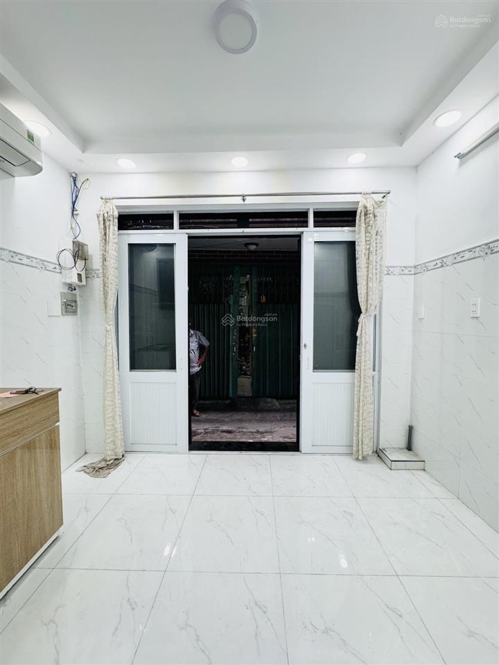 Bán nr đẹp xuất sắc 15m2, 2pn, 2wc tại 7, thành thái, 2,65 tỷ