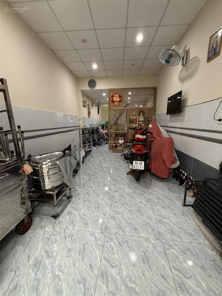 Bán nhà 35m², 3,27 tỷ tại 974 lò gốm, p. bình tiên, tp.hcm