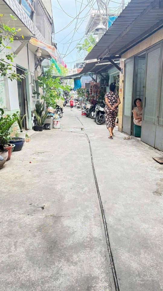 Bank cho vay 2,7 tỷ  bán 2,55 tỷ 18m2  hẻm 3 gác