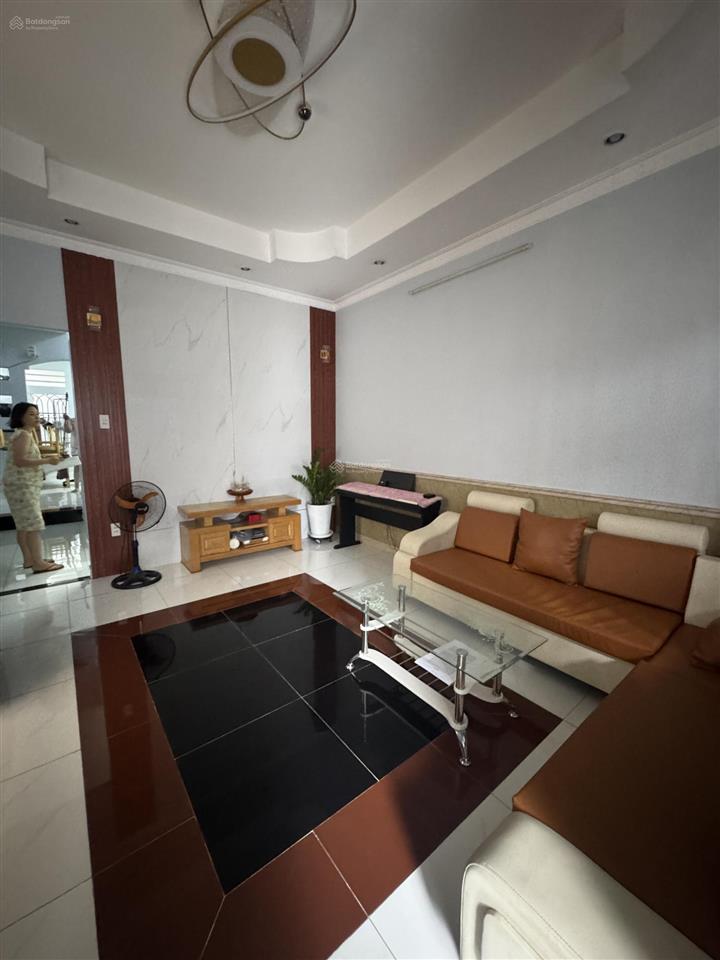 Nhà đẹp giá mềm hẻm xe hơi 3 gác vi vu an nhơn, gò vấp  5,7 tỷ thôi