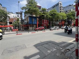 7,8t( ctl) 36m2*7t, tô đức thắng, sát cửa lăng bác, nhà mới, thang máy, ful nội thất, ở cưc sướng.