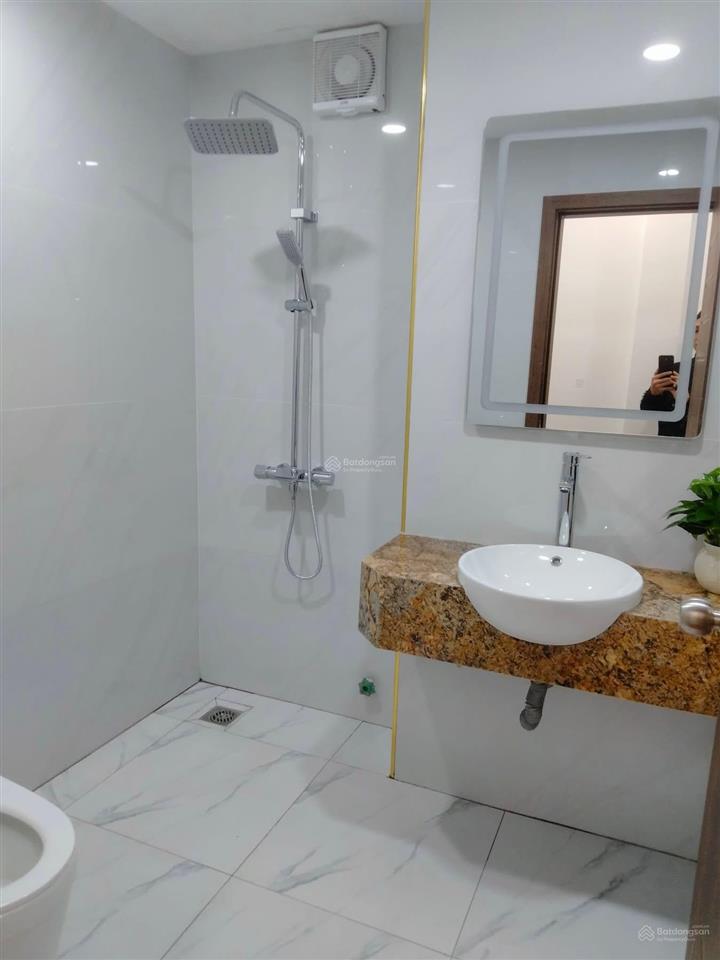 Chỉ 8t( có tl) 36m2*5t, đặng tiến đông, gần phố, ngõ thẳng, sát hồ, ful nội thất kdvp, spa, ở vip.