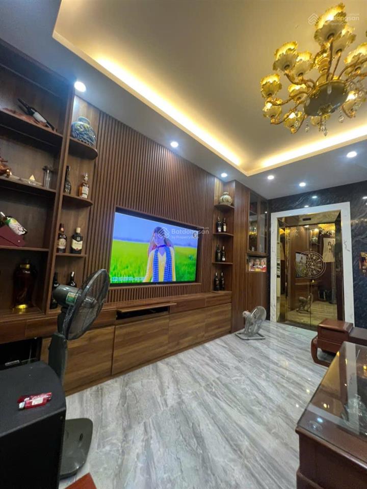 Nhà mới koong, chỉ 9,5t*48m2*6t, nguyễn lương bằng, thang máy nội thất ful, gần phố, ngõ thông, ở v