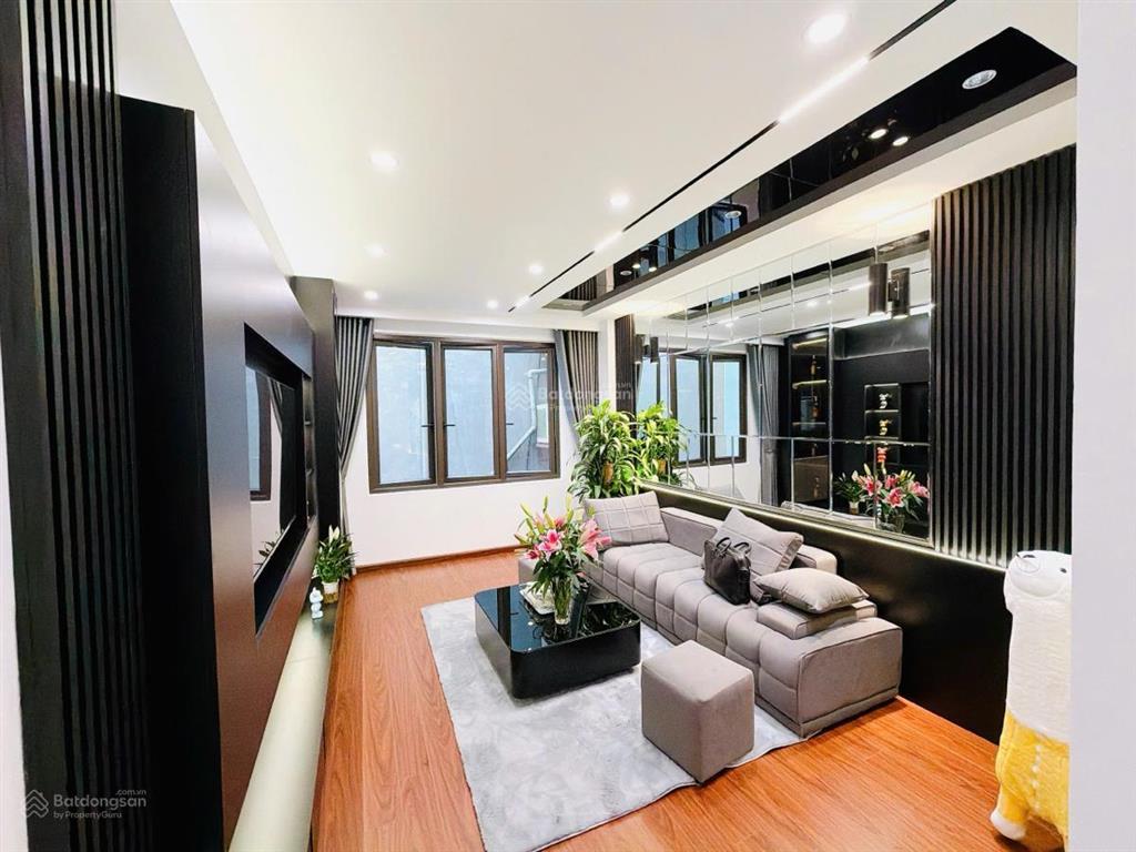 Chủ cần bán gấp! nhà mới tinh, xã đàn, 40m2*5t, full nội thất, ngõ thông gần phố, công năng đủ.