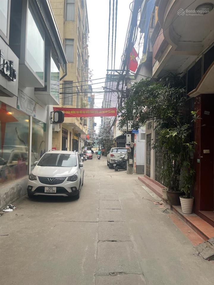 Chủ cần bán gấp! nhà mới tinh, xã đàn, 40m2*5t, full nội thất, ngõ thông gần phố, công năng đủ.