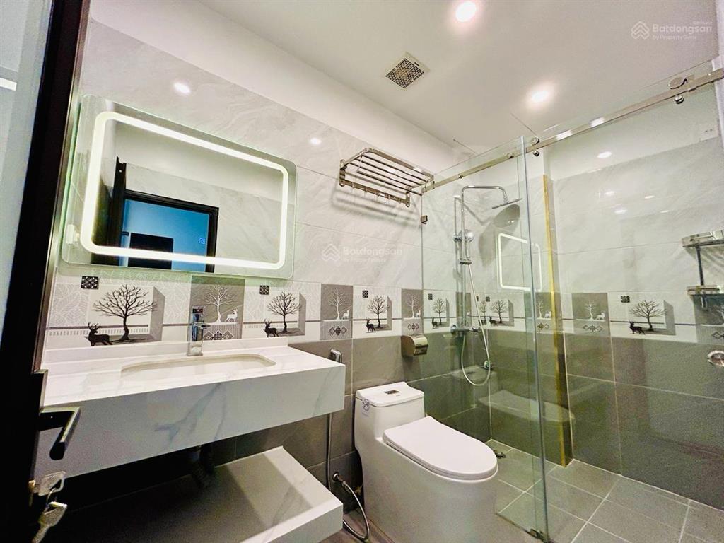Chủ cần bán gấp! nhà mới tinh, xã đàn, 40m2*5t, full nội thất, ngõ thông gần phố, công năng đủ.