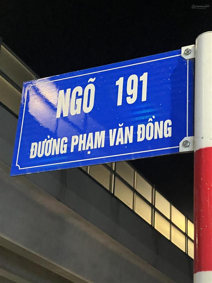 Chính chủ bán nhà ngõ 191 phạm văn đồng! 34m2*5t, dân xây ful nội thất, cách ô tô tránh 15m, ở vip.